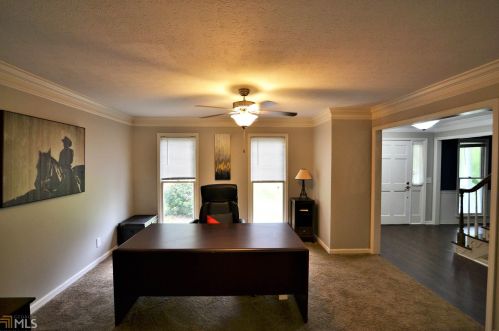 209 View Pointe Ln, Lagrange, GA 30241-9103