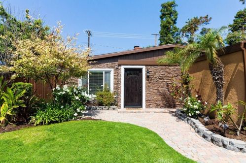 23205 Carlow Rd, Torrance, CA 90505-4452