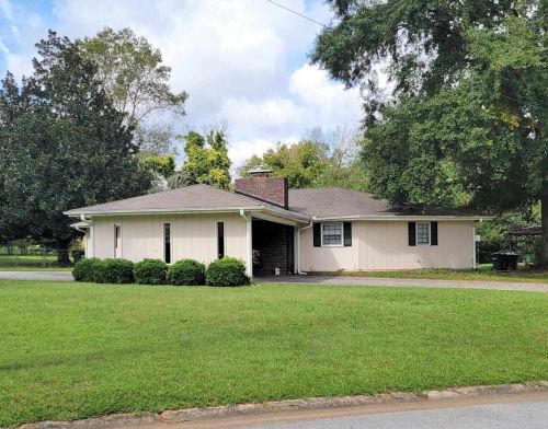 10115 Carlton Trl, Porterdale, GA 30014-1220