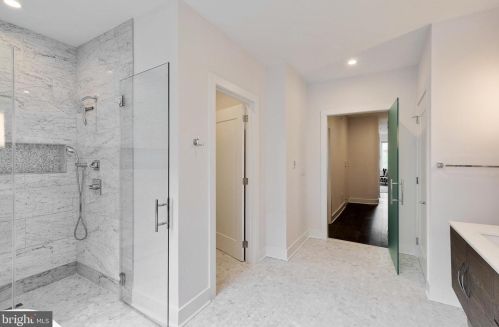 1220 Kater St, Philadelphia PA 19147-2011 exterior