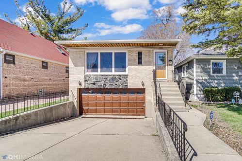 6336 Eastwood Ave, Chicago, IL 60630-3010