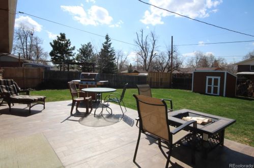 389 Nile St, Aurora CO 80401-2934 exterior