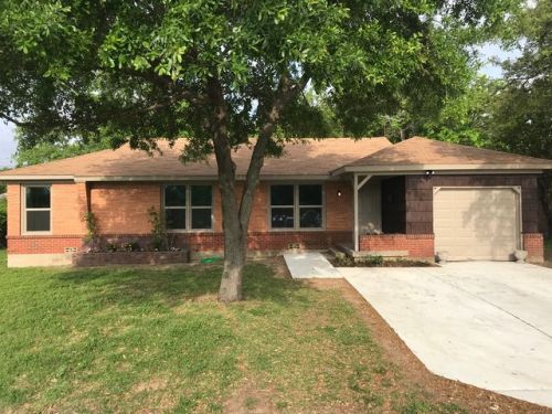 3267 Scruggs Park Dr, Fort Worth TX  76118-6618 exterior