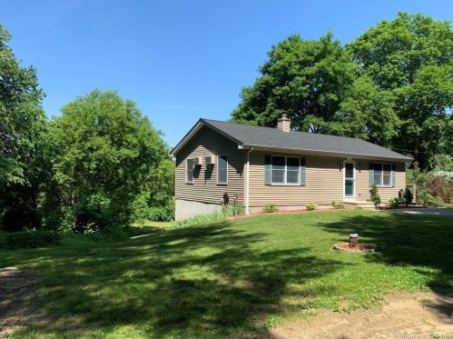 70 Marcy Ln, Fabyan, CT 06255-2822