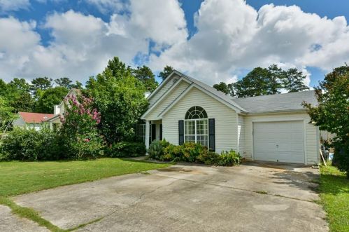 5548 Brenston Way, Ellenwood, GA 30294-4923