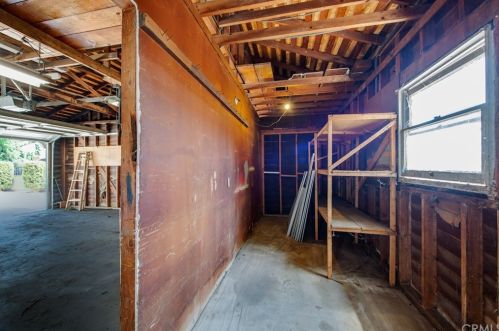 5550 Jurupa Ave, Riverside CA 92504-1252 exterior