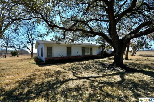 4607 Lone Tree Rd, Victoria, TX 77901-1821