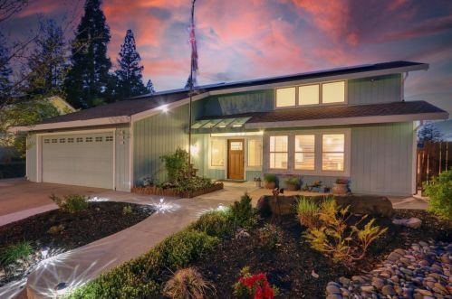 132 Oak Mill Rd, Folsom, CA 95630-4607