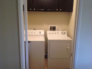 2874 Rutgers Pl, Oceanside, CA 92056-6316
