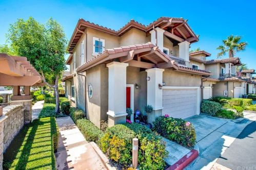 9496 Revere Ct, Santa Ana, CA 92708-4577
