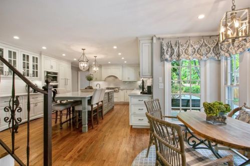 4581 Elizabeth Ln, Atlanta GA  30339-5323 exterior