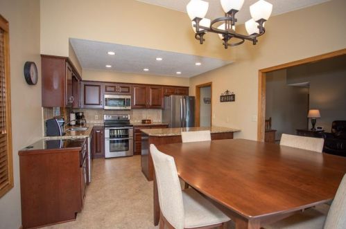 7873 28th St, Saint Paul MN  55128-4803 exterior