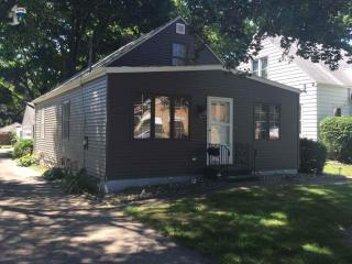 1725 31st Street A, Moline, IL 61265-3337