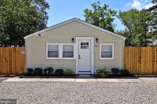 811 Pensacola Rd, Lacey, NJ 08731-5311