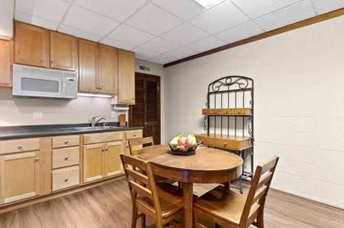 3527 Hidden Acres Dr, Atlanta GA  30340-4449 exterior