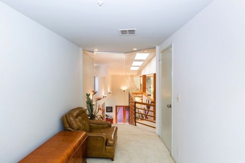 2025 Mt Vernon Ave, Riverside CA  92507-2528 exterior