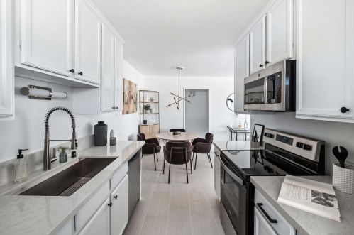 463 Ballantyne St, El Cajon, CA 92020-3784