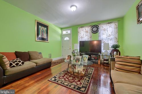 739 Philadelphia St, York, PA 17401-3342