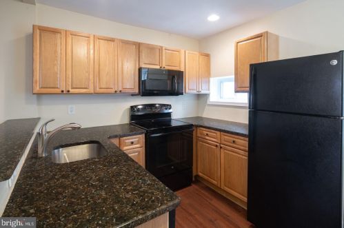 815 16 St, Philadelphia PA  19132-2341 exterior