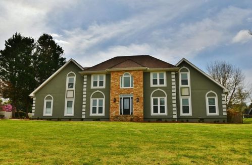 4353 Willow Oak Dr, Gainesville, GA 30506-4310