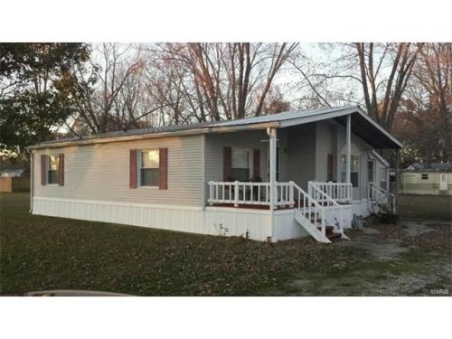717 Hawthorne St, Vera, IL 62080-2391