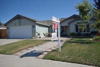 222 Lapwing Ln, Galt, CA 95632-2437