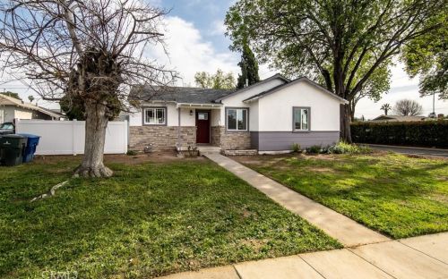 8692 Garfield St, Riverside CA  92504-2963 exterior