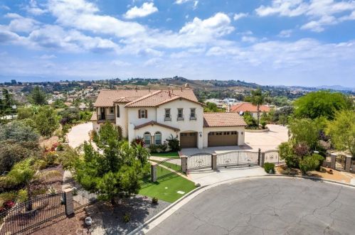 17671 Morocco Ct, Riverside, CA 92504-8704