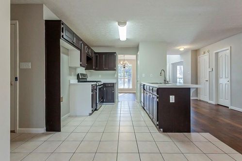 107 Parkside Dr, Stockbridge GA  30281-6903 exterior