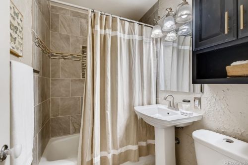 3370 Eudora St, Denver CO  80222-7319 exterior