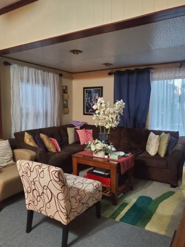 3343 Eastwood Ave, Chicago, IL 60625-5303