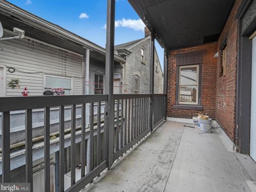 1105 Lehman St, Lebanon PA 17046-3875 exterior