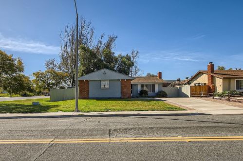 1599 Fulton Rd, San Marcos, CA 92069-2228