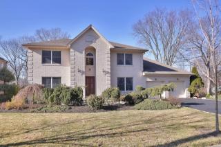 549 Burlington St, Paramus, NJ 07652-5603