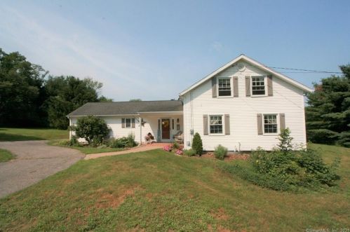 259 Woodchuck Ln, Torrington, CT 06791-1514