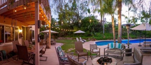 3673 Strata Dr, Carlsbad, CA 92010-6589