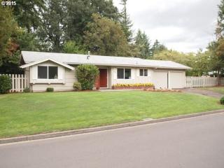 285 Devonwood Ave, Beaverton, OR 97006-5832