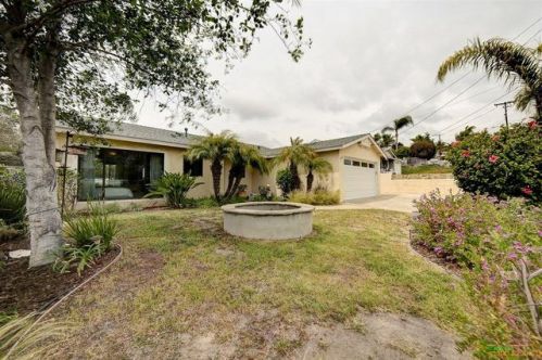 447 Edgehill Ln, Oceanside, CA 92054-4767