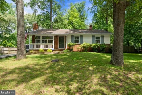 1530 Manor View Rd, Davidsonville, MD 21035-2160