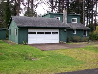 3203 Hideaway Ln, Yachats, OR 97498-9447