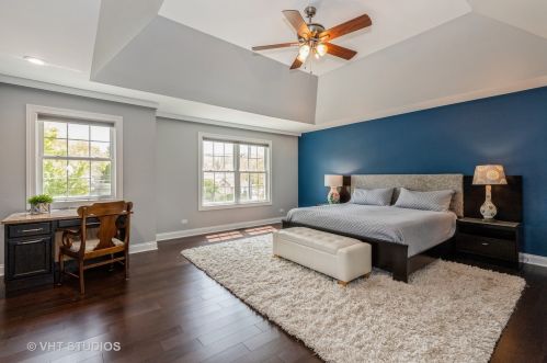 3804 Glen Flora Ave, Gurnee, IL 60031-2305