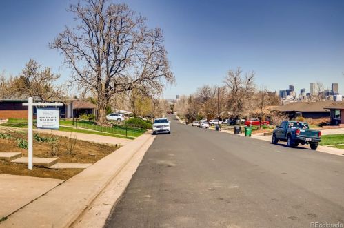 679 Shoshone St, Denver, CO 80223-2207