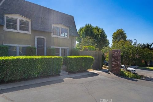112 Carrie Ln, Redlands, CA 92373-6029