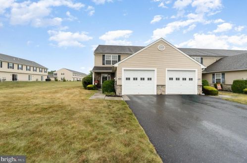 500 Taylor Ave, Carlisle PA  17013-1676 exterior