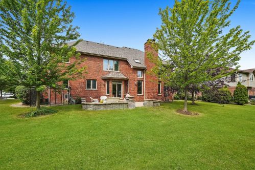 12465 Thornberry Dr, Lemont IL  60439-4616 exterior