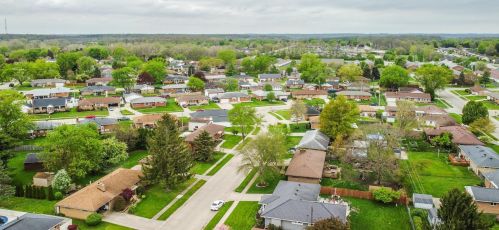 4466 Phoenix Dr, Springfield OH  45503-6326 exterior