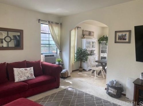 74 Las Flores Dr, Chula Vista, CA 91910-1966