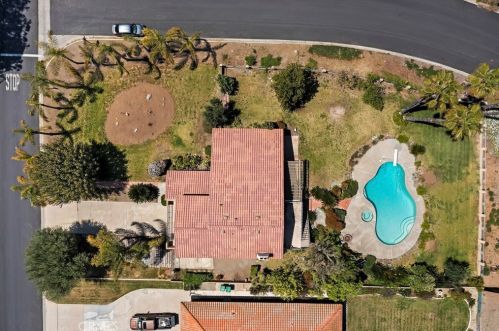 16350 Rancho Escondido Dr, Riverside CA  92506-5816 exterior