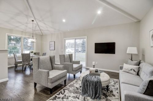 890 Raritan Rd, Scotch Plains, NJ 07076-2720