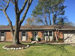 433 Beverly Pl, Virginia Beach, VA 23452-5731